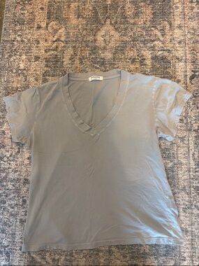 Perfectwhitetee size Small “Hendrix” Vneck tee